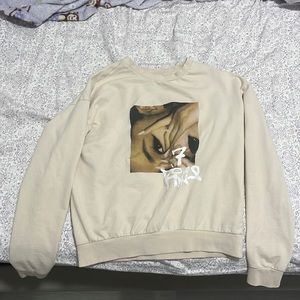 Ariana Grande Crewneck 7 rings